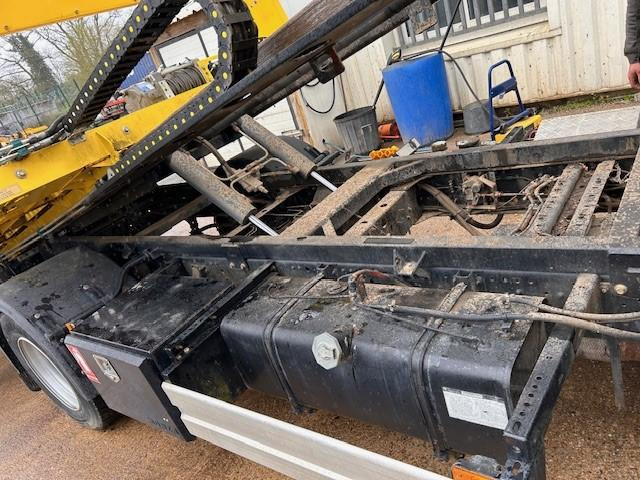 Xe tải kéo isuzu R70XN PLATEAU BASCUMLANT COULISSANT MONZA 2012: hình 15 Xe tải kéo isuzu R70XN PLATEAU BASCUMLANT COULISSANT MONZA 2012: hình 15