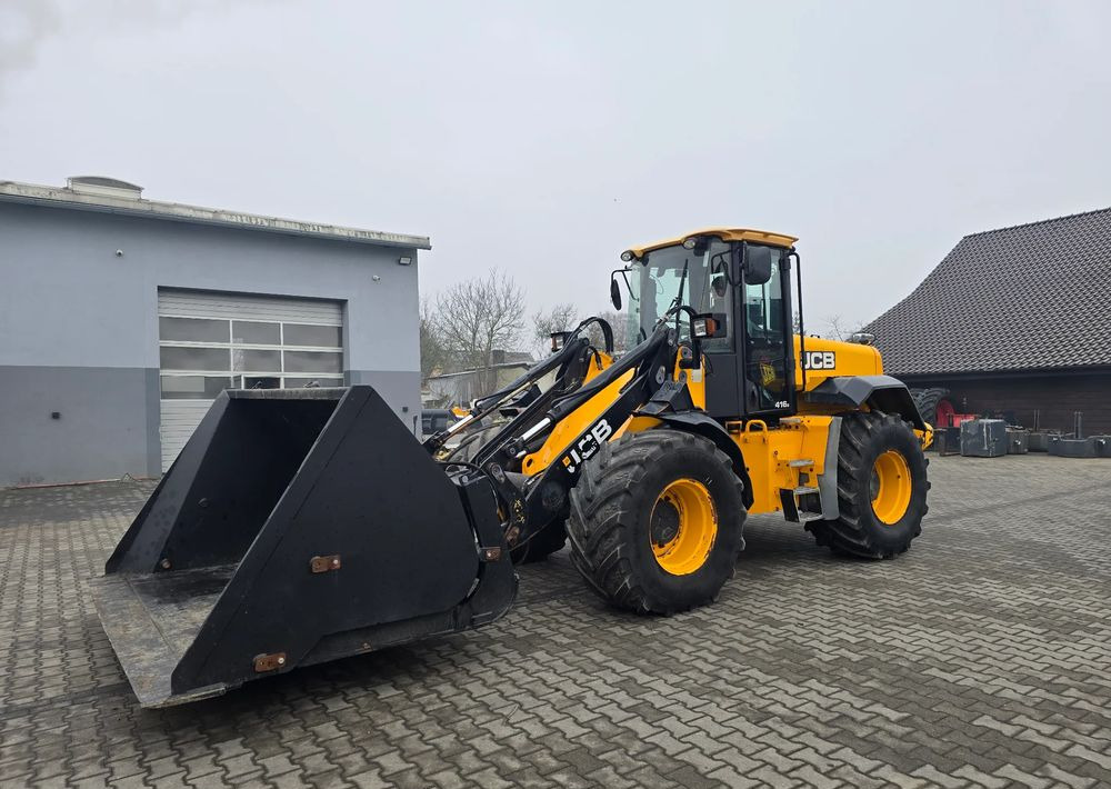JCB 416 - Máy xúc lật bánh lốp: hình 1 JCB 416 - Máy xúc lật bánh lốp: hình 1
