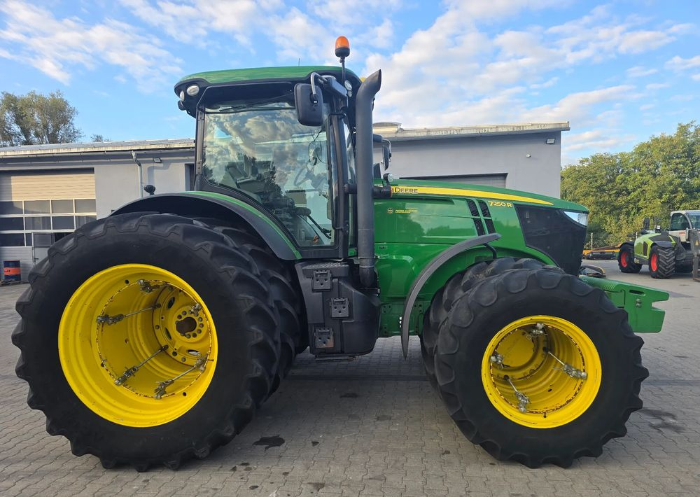John Deere 7250R - Máy cày: hình 4 John Deere 7250R - Máy cày: hình 4