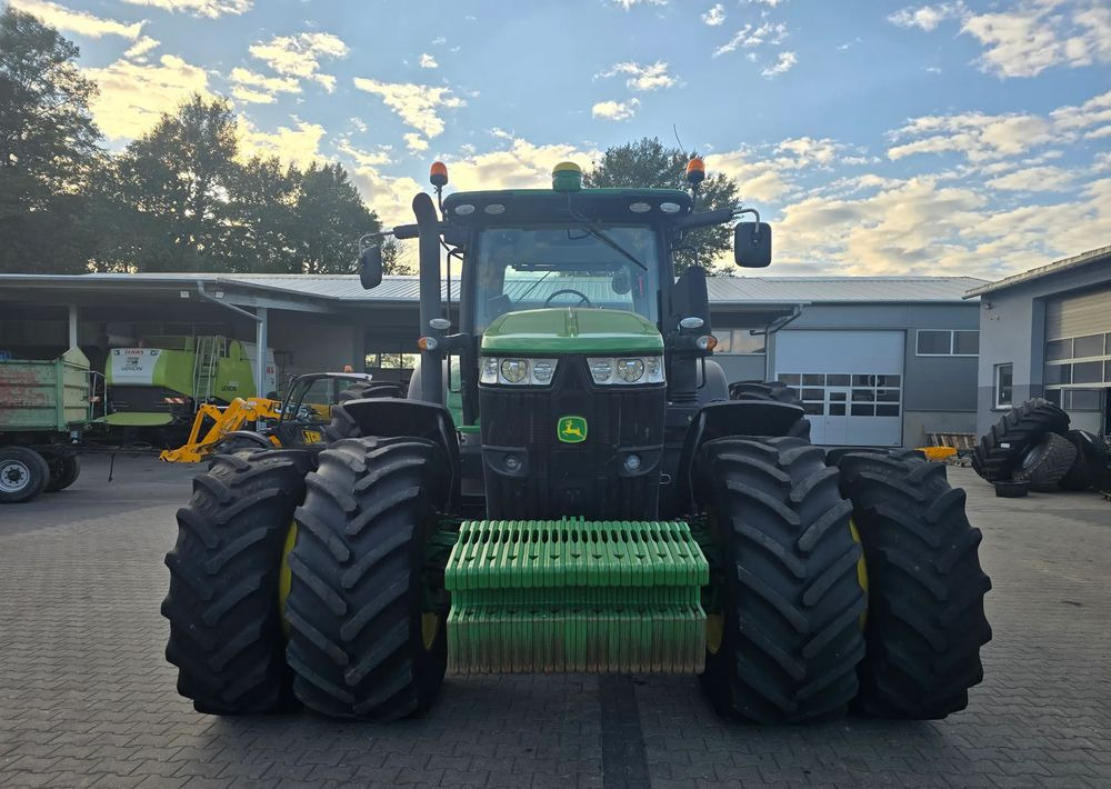 John Deere 7250R - Máy cày: hình 3 John Deere 7250R - Máy cày: hình 3
