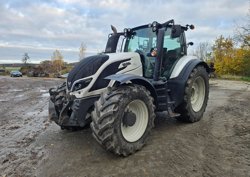Valtra T 174S - Máy cày: hình 1 Valtra T 174S - Máy cày: hình 1