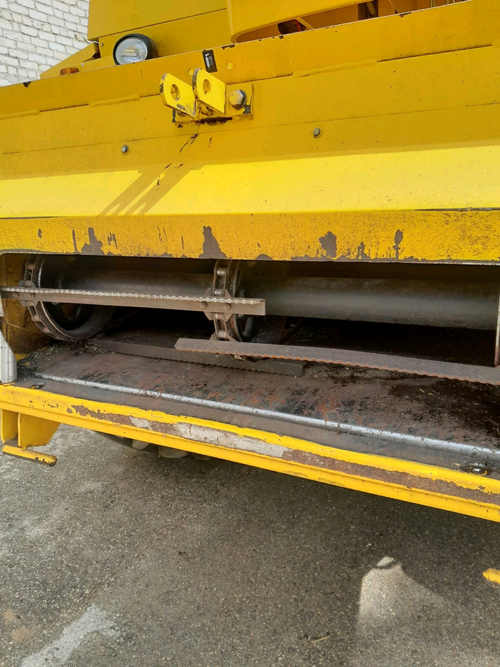 New Holland TC5070 - Máy gặt đập: hình 5 New Holland TC5070 - Máy gặt đập: hình 5