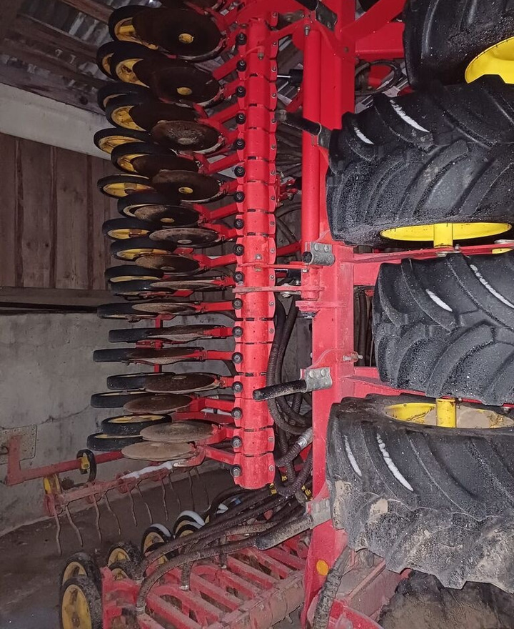 Väderstad Spirit 800 S - Máy gieo hạt chính xác: hình 5 Väderstad Spirit 800 S - Máy gieo hạt chính xác: hình 5