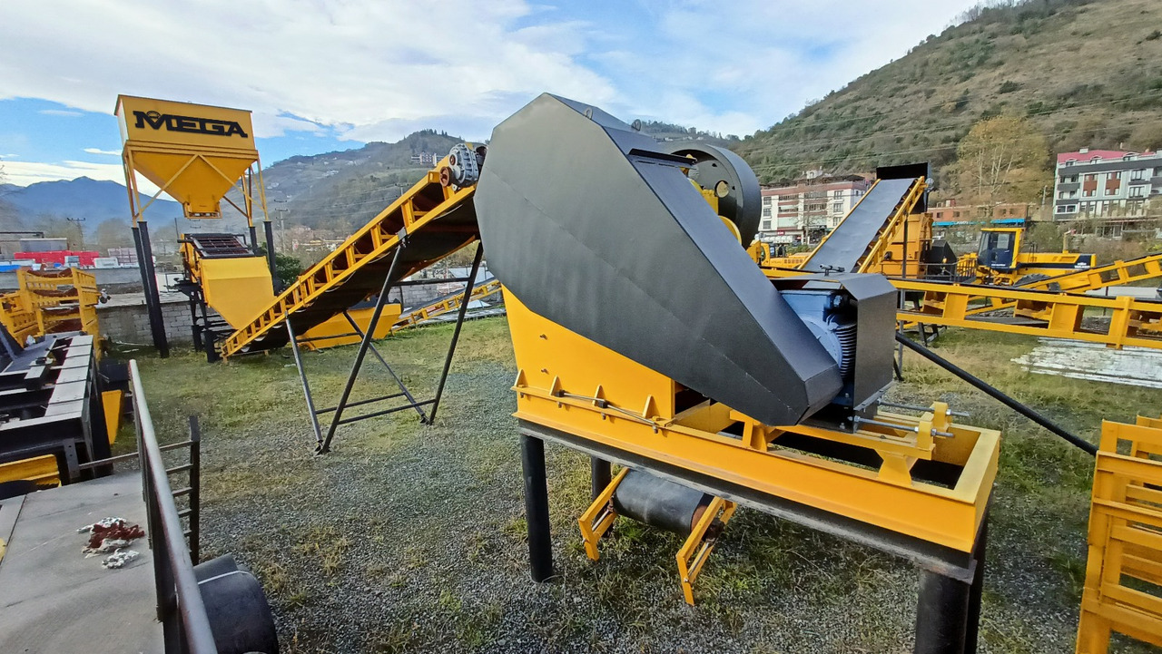 MEGA Crushing and Screening Plant | Ready in Stock - Máy nghiền đá: hình 4 MEGA Crushing and Screening Plant | Ready in Stock - Máy nghiền đá: hình 4