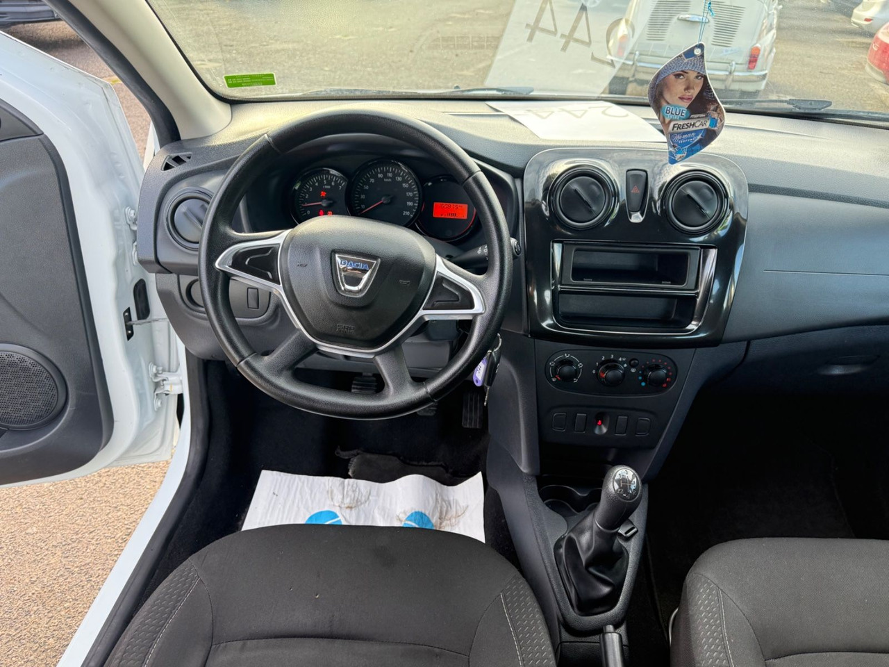 SUV Dacia Sandero II Access: hình 10