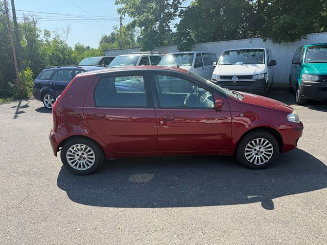 Fiat Punto Aktueller HU Motorschaden - Sedan: hình 3 Fiat Punto Aktueller HU Motorschaden - Sedan: hình 3