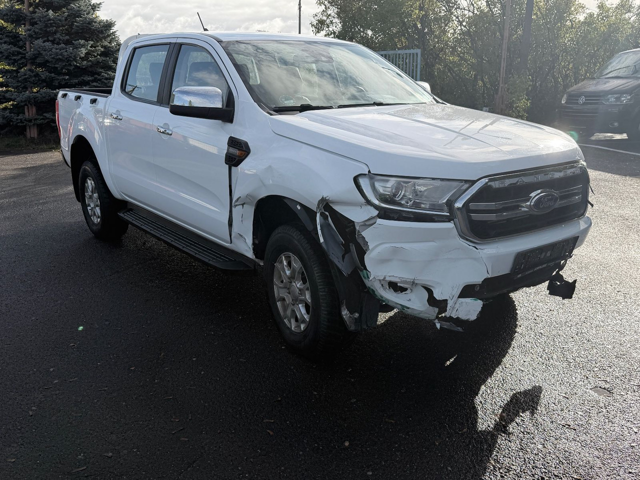 Ford Ranger XLT Doppelkabine 4x4 - SUV: hình 1 Ford Ranger XLT Doppelkabine 4x4 - SUV: hình 1