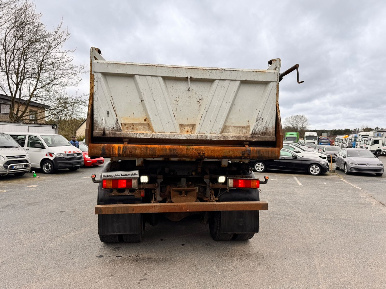 Iveco Magirus 450 6x6 Kipper - Xe ben: hình 4 Iveco Magirus 450 6x6 Kipper - Xe ben: hình 4