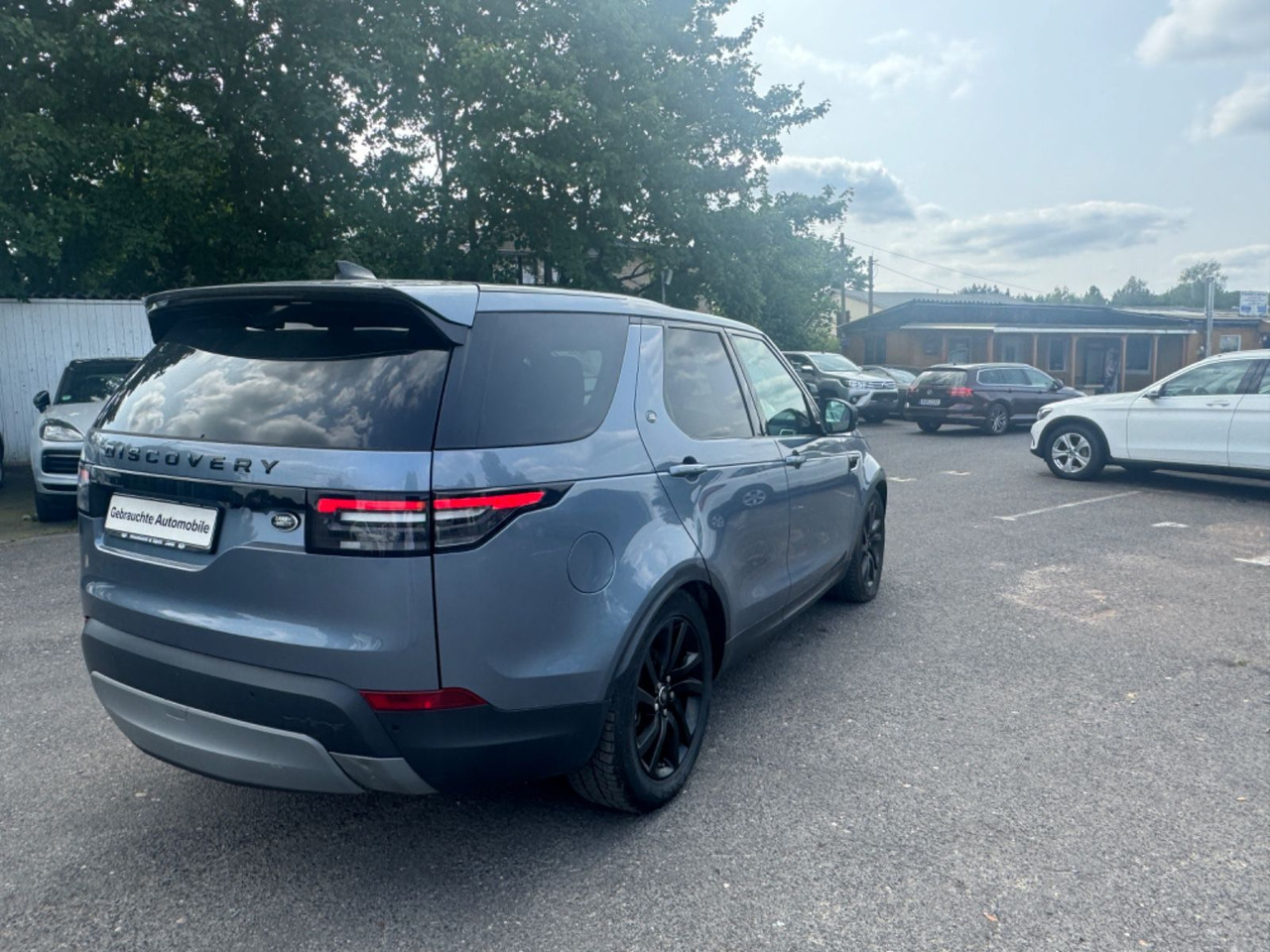 Land Rover Discovery 5 SE TD6 - SUV: hình 5 Land Rover Discovery 5 SE TD6 - SUV: hình 5