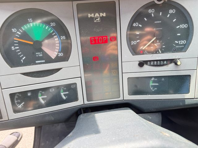 Nền bục trên không gắn trên xe tải MAN 8.163 Hubarbeitsbühne: hình 14