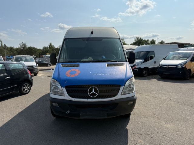 Mercedes-Benz Sprinter II Kasten 313 CDI MOTORSCHADEN !!! - Xe van chở hàng: hình 1 Mercedes-Benz Sprinter II Kasten 313 CDI MOTORSCHADEN !!! - Xe van chở hàng: hình 1