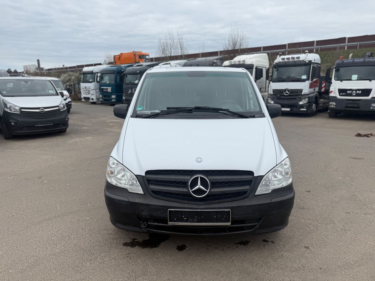 Mercedes-Benz Vito Kasten 116 CDI extralang defekt !! - Xe van chở khách: hình 1 Mercedes-Benz Vito Kasten 116 CDI extralang defekt !! - Xe van chở khách: hình 1