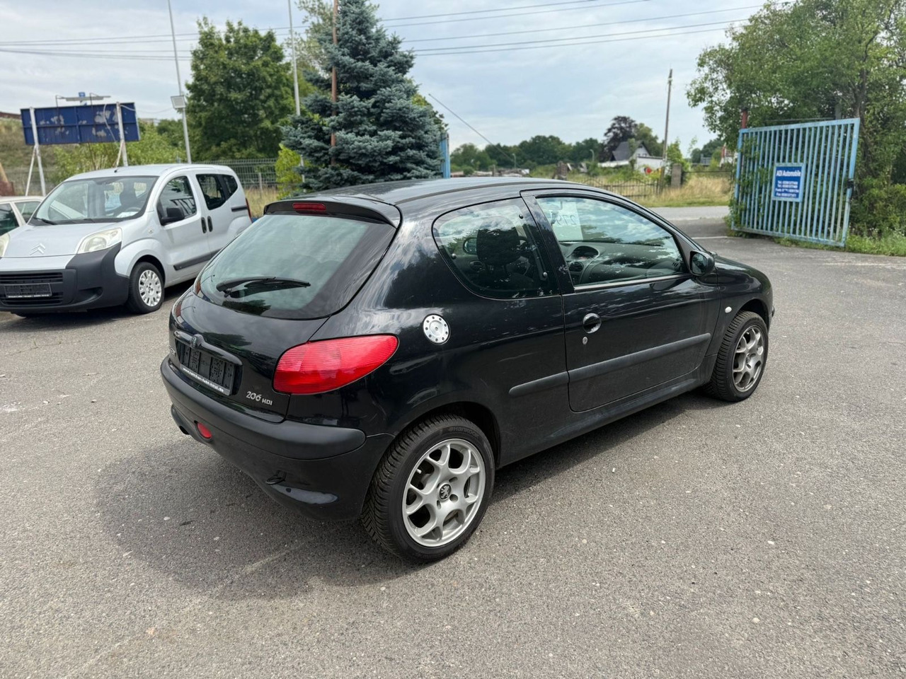 Peugeot 206 1.4 HDi - Sedan: hình 5 Peugeot 206 1.4 HDi - Sedan: hình 5