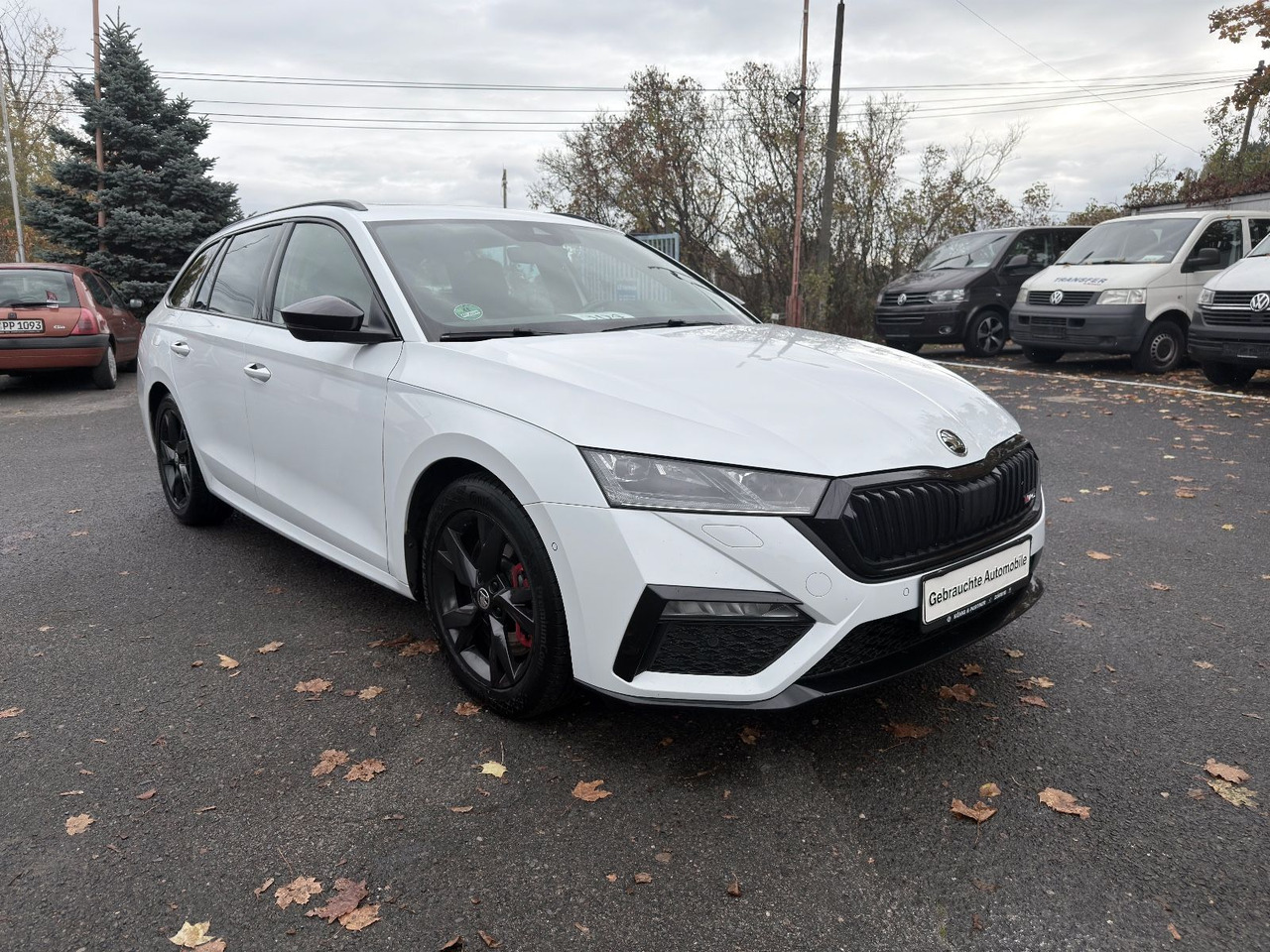 Skoda Octavia Combi RS First Edition - Xe wagon: hình 2 Skoda Octavia Combi RS First Edition - Xe wagon: hình 2