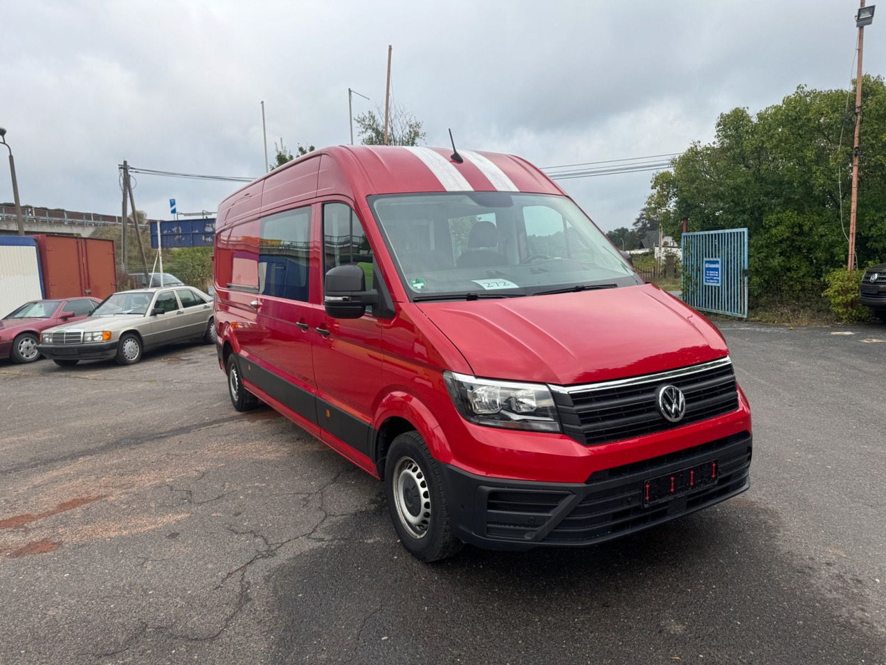 Volkswagen Crafter Kasten Kasten 35 lang Hochdach FWD - Xe van chở hàng: hình 2 Volkswagen Crafter Kasten Kasten 35 lang Hochdach FWD - Xe van chở hàng: hình 2