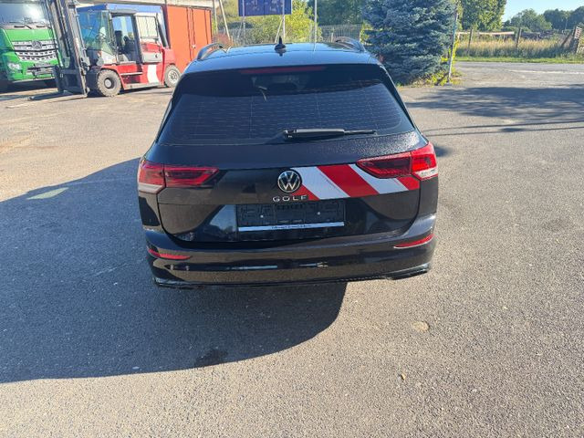 Volkswagen Golf VIII Variant R-Line Wasserschaden - Xe wagon: hình 4 Volkswagen Golf VIII Variant R-Line Wasserschaden - Xe wagon: hình 4