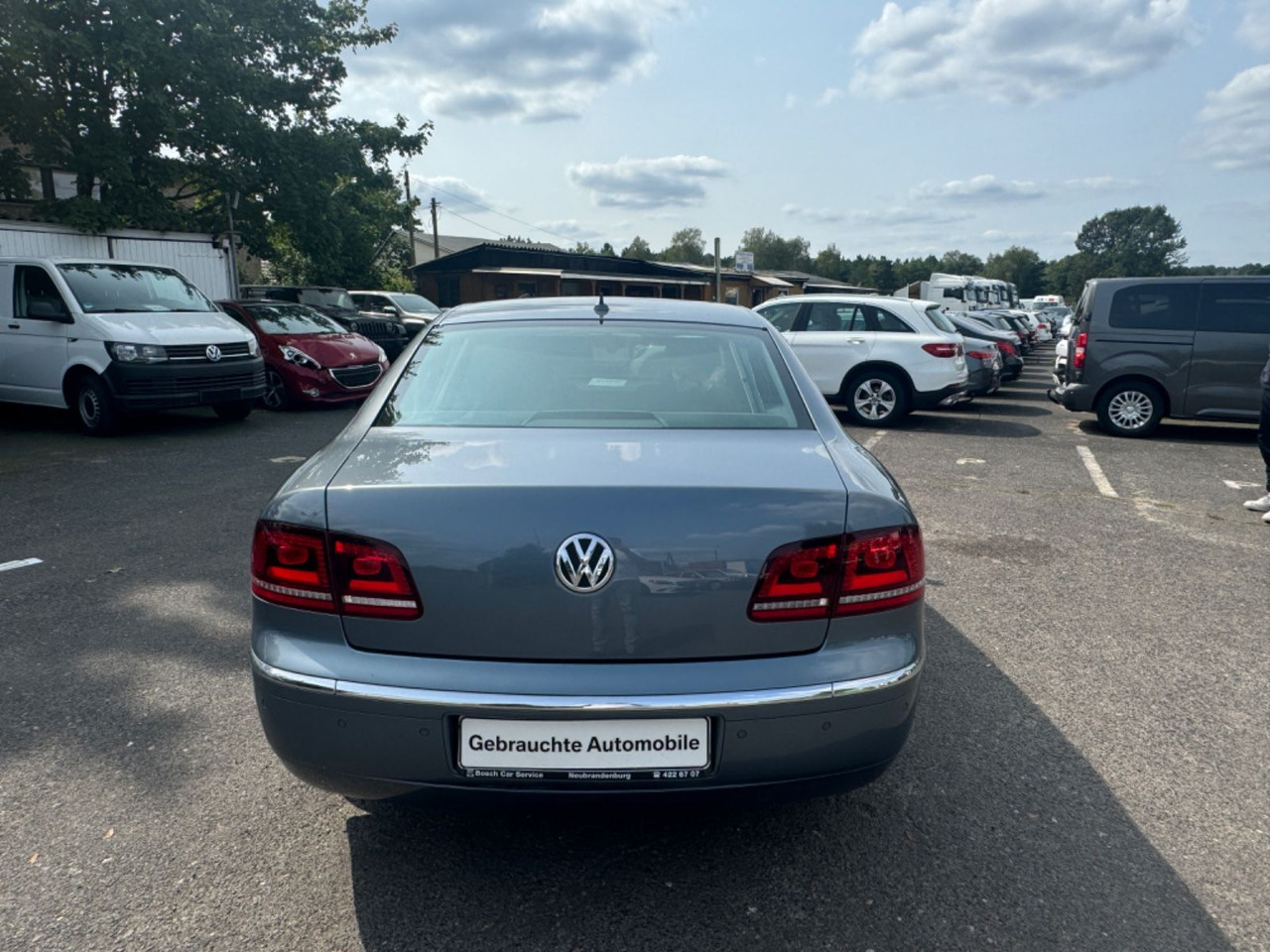 Volkswagen Phaeton V6 TDI 5-Sitzer 4Motion 3.0 TDI - Sedan: hình 5 Volkswagen Phaeton V6 TDI 5-Sitzer 4Motion 3.0 TDI - Sedan: hình 5