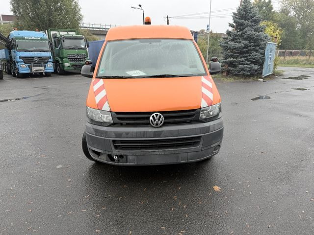 Volkswagen T5 Transporter Mittelhochdac - Xe van nhỏ gọn: hình 2 Volkswagen T5 Transporter Mittelhochdac - Xe van nhỏ gọn: hình 2