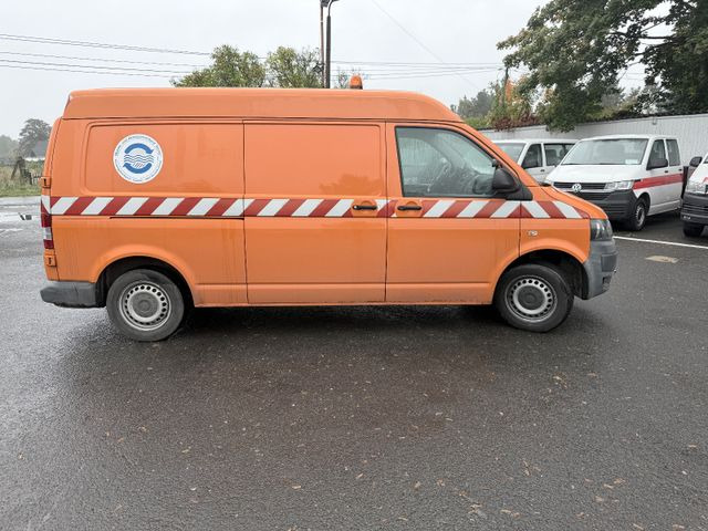 Volkswagen T5 Transporter Mittelhochdac - Xe van nhỏ gọn: hình 5 Volkswagen T5 Transporter Mittelhochdac - Xe van nhỏ gọn: hình 5