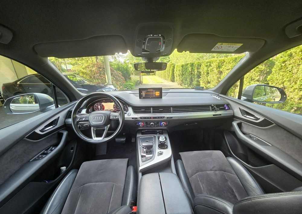 Audi Q7 - SUV: hình 3 Audi Q7 - SUV: hình 3