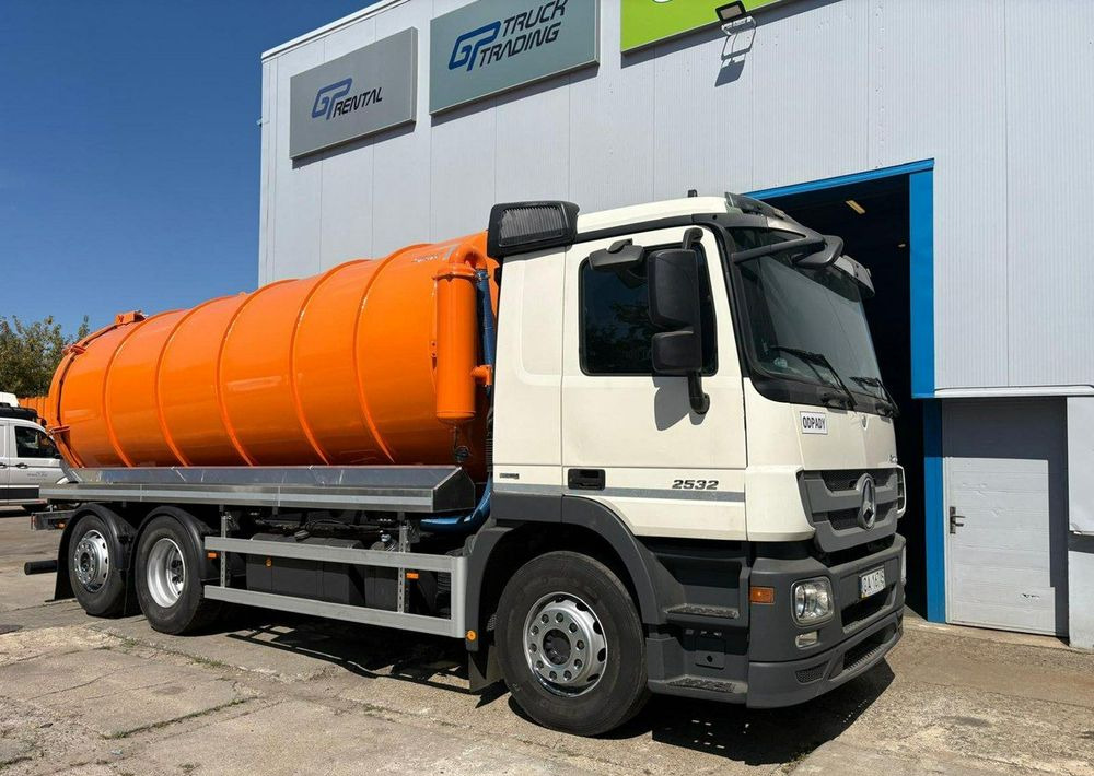 Mercedes-Benz Actros 2532 - Xe bồn: hình 3 Mercedes-Benz Actros 2532 - Xe bồn: hình 3