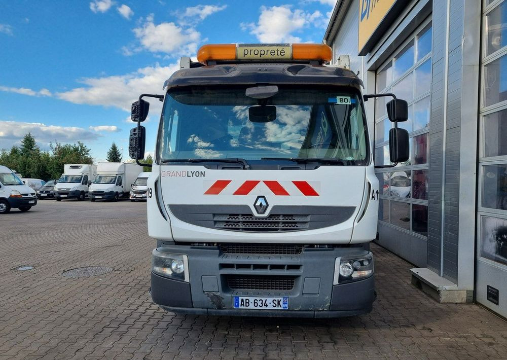 Renault Premium - Xe tải chở rác: hình 2 Renault Premium - Xe tải chở rác: hình 2