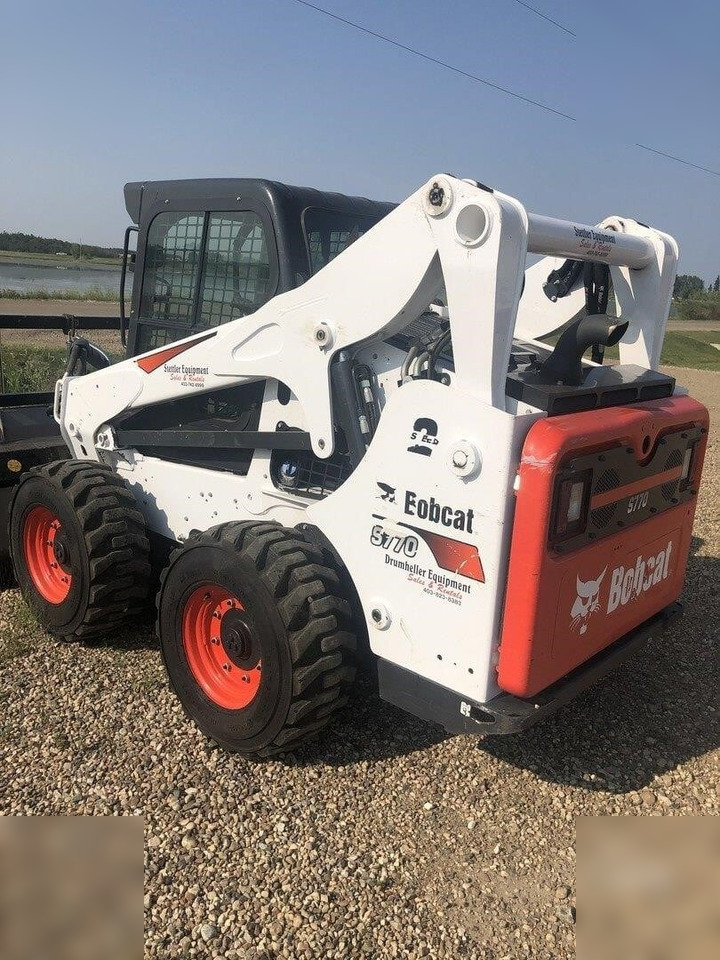 BOBCAT S770 - Máy xúc lật đa năng: hình 3 BOBCAT S770 - Máy xúc lật đa năng: hình 3