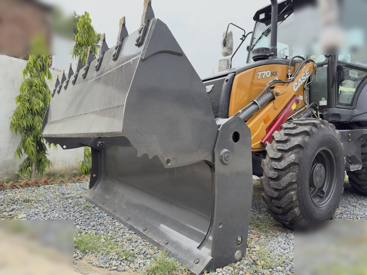 CASE 770NX MAGNUM - Máy xúc trước múc sau: hình 4 CASE 770NX MAGNUM - Máy xúc trước múc sau: hình 4