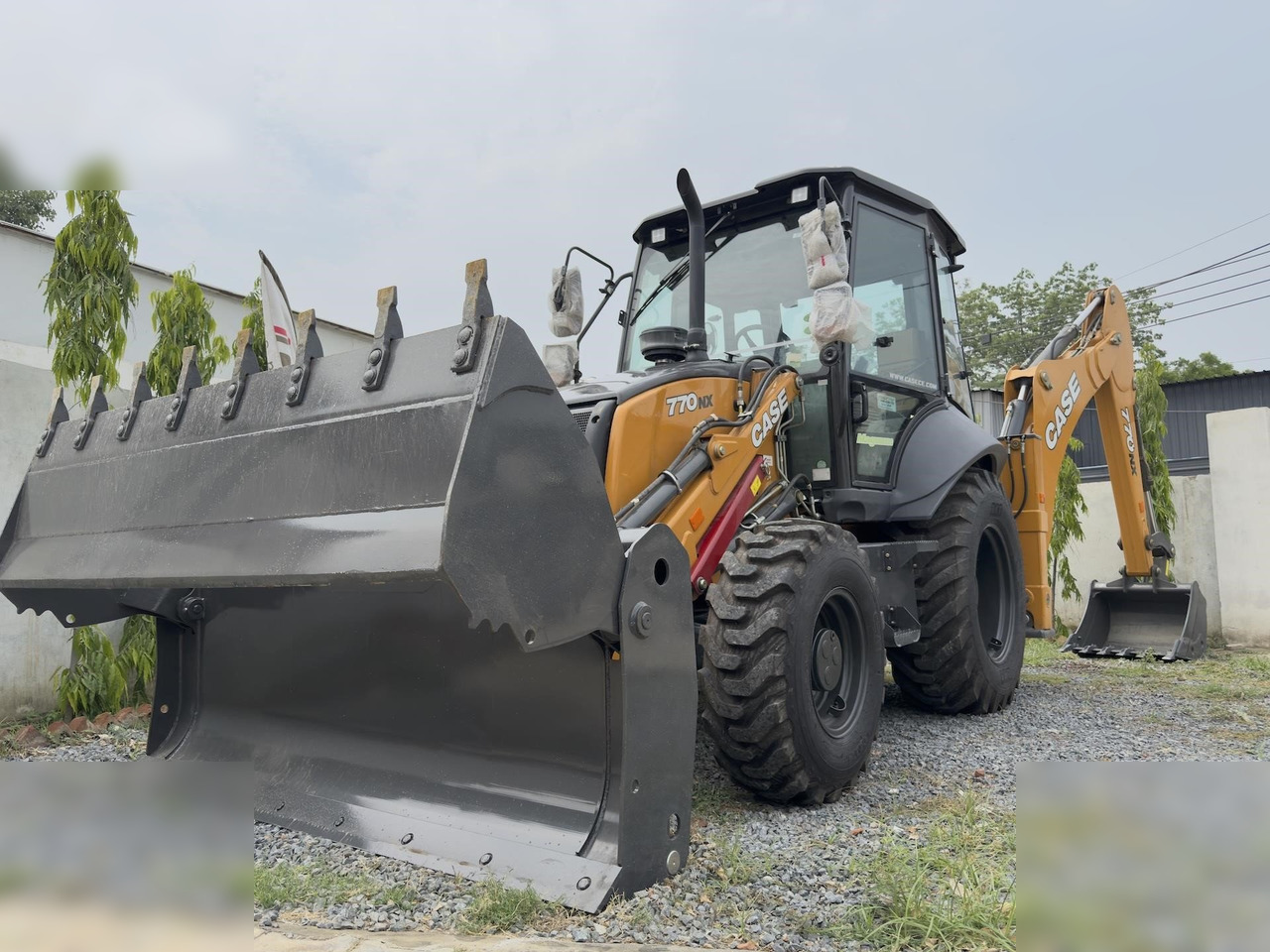 CASE 770NX MAGNUM - Máy xúc trước múc sau: hình 1 CASE 770NX MAGNUM - Máy xúc trước múc sau: hình 1
