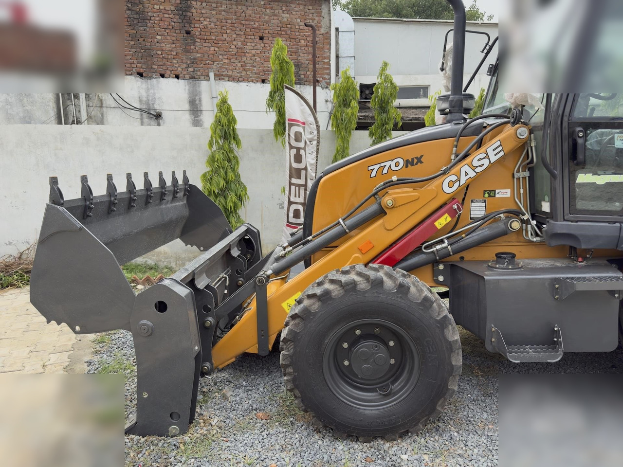 CASE 770NX MAGNUM - Máy xúc trước múc sau: hình 4 CASE 770NX MAGNUM - Máy xúc trước múc sau: hình 4