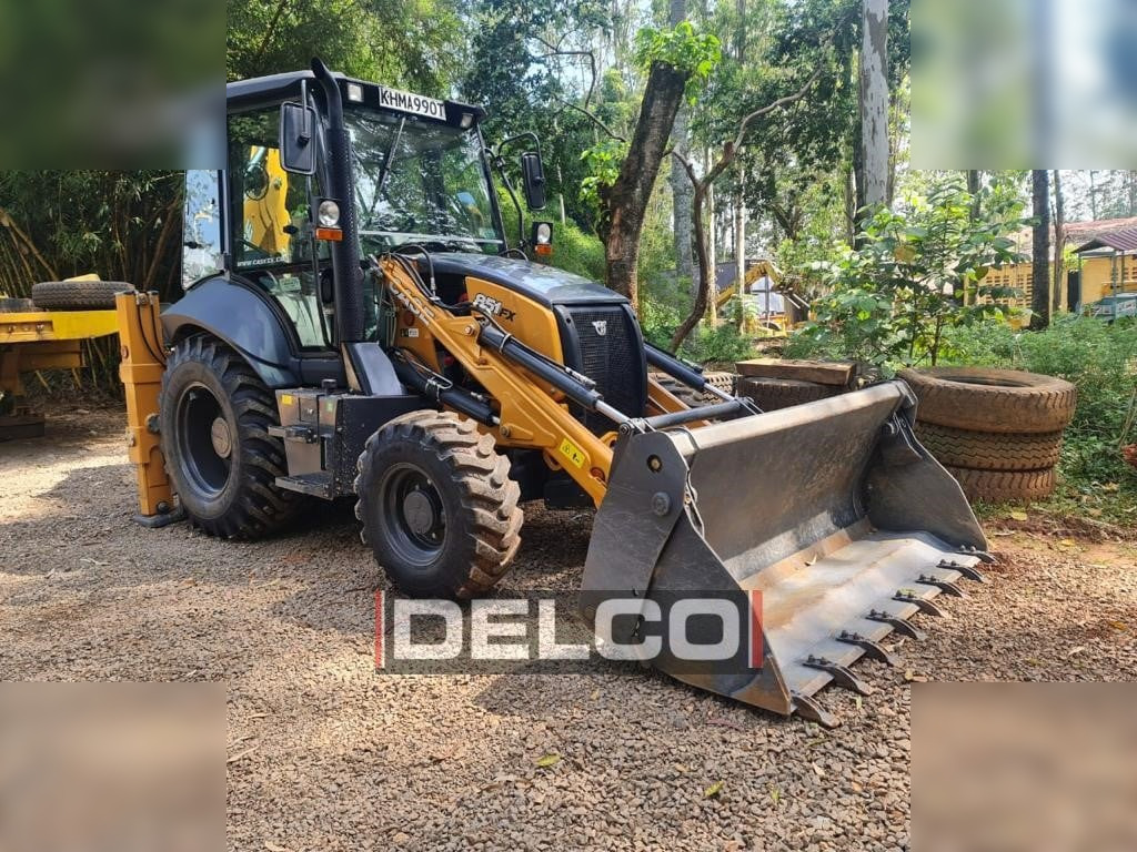 CASE 851FX - Máy xúc trước múc sau: hình 1 CASE 851FX - Máy xúc trước múc sau: hình 1