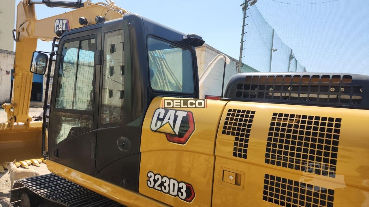 CATERPILLAR 323D3 - Máy xúc bánh xích: hình 4 CATERPILLAR 323D3 - Máy xúc bánh xích: hình 4