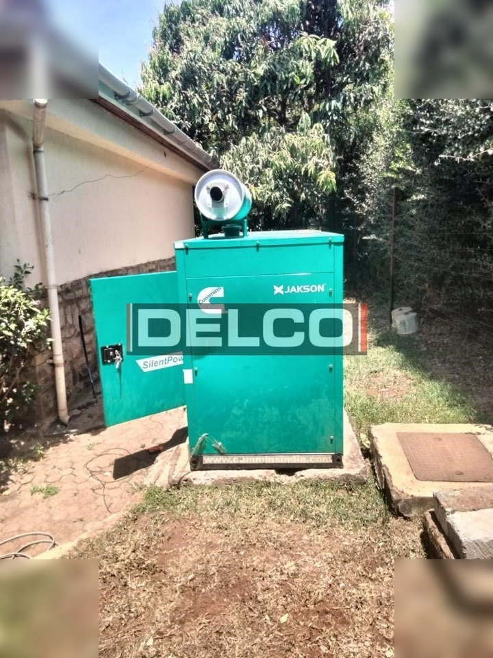 CUMMINS 1250 KVA - Bộ phát điện: hình 3 CUMMINS 1250 KVA - Bộ phát điện: hình 3