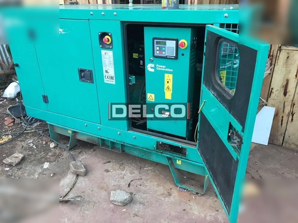 CUMMINS 20 KVA - Bộ phát điện: hình 1 CUMMINS 20 KVA - Bộ phát điện: hình 1