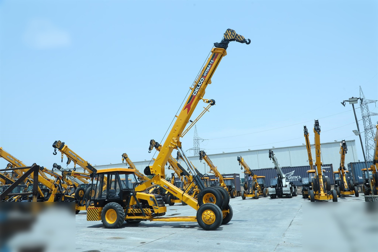 Cẩu bánh lốp mới DELCO HYDRA 15: hình 7