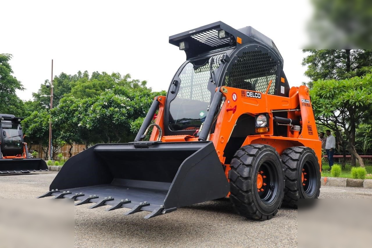 DELCO SSL175 - Máy xúc lật đa năng: hình 1 DELCO SSL175 - Máy xúc lật đa năng: hình 1