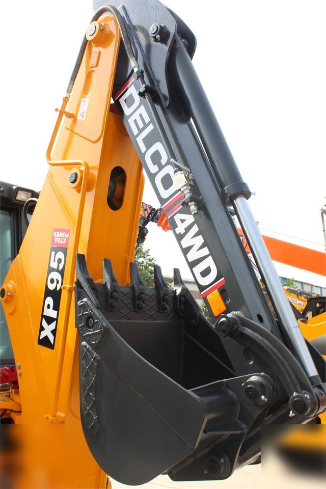 Máy xúc trước múc sau mới DELCO XP95: hình 19