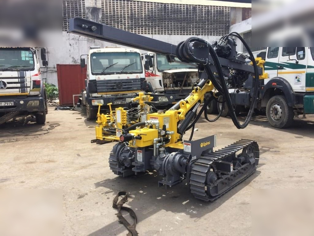 EPIROC AIRROC D35 - Giàn khoan: hình 1 EPIROC AIRROC D35 - Giàn khoan: hình 1