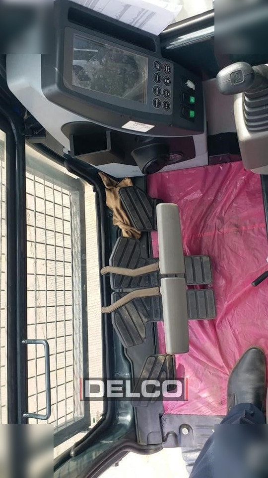 Cho thuê HYUNDAI ROBEX 210 HYUNDAI ROBEX 210: hình 16