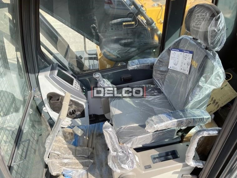 Máy xúc bánh xích mới HYUNDAI ROBEX 215L SMART: hình 11