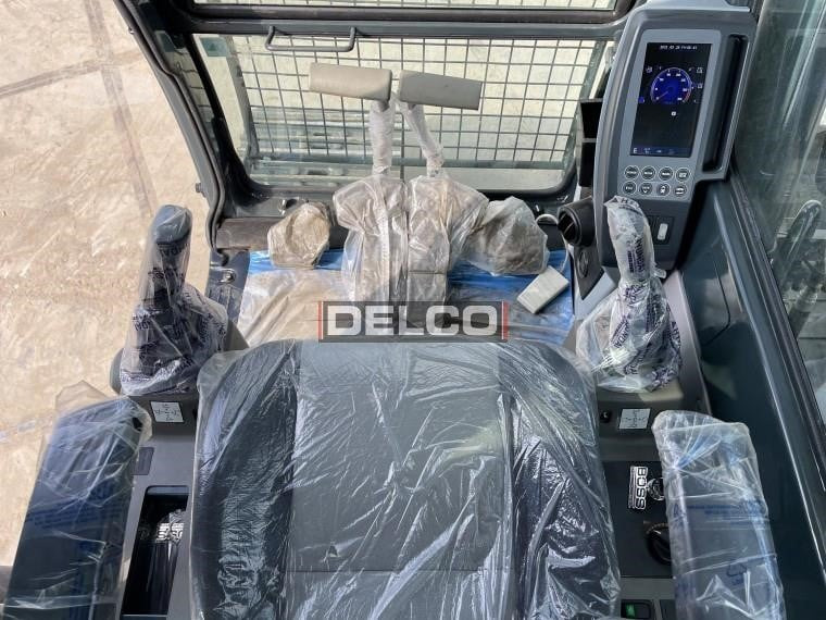 Máy xúc bánh xích mới HYUNDAI ROBEX 215L SMART: hình 10
