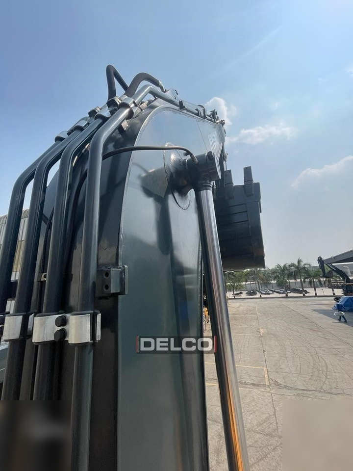 HYUNDAI ROBEX 215L SMART - Máy xúc bánh xích: hình 4 HYUNDAI ROBEX 215L SMART - Máy xúc bánh xích: hình 4