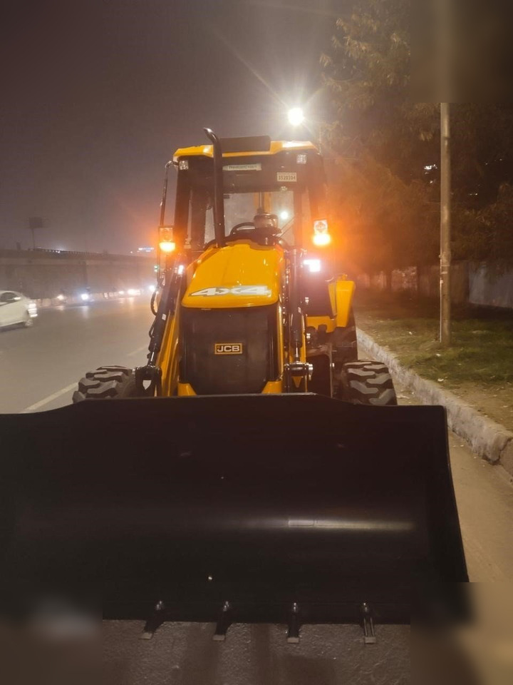 JCB 3DX SUPER - Máy xúc trước múc sau: hình 3 JCB 3DX SUPER - Máy xúc trước múc sau: hình 3