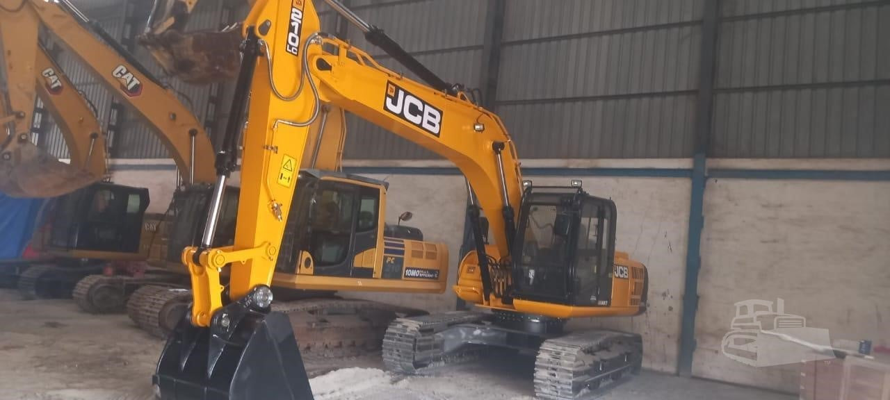 JCB JS210 LC - Máy xúc bánh xích: hình 2 JCB JS210 LC - Máy xúc bánh xích: hình 2