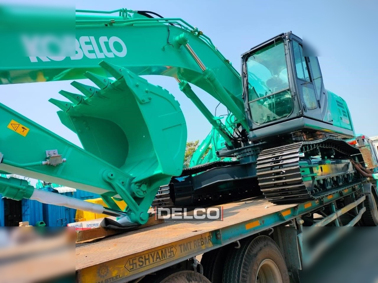 KOBELCO SK220 - Máy xúc bánh xích: hình 3 KOBELCO SK220 - Máy xúc bánh xích: hình 3