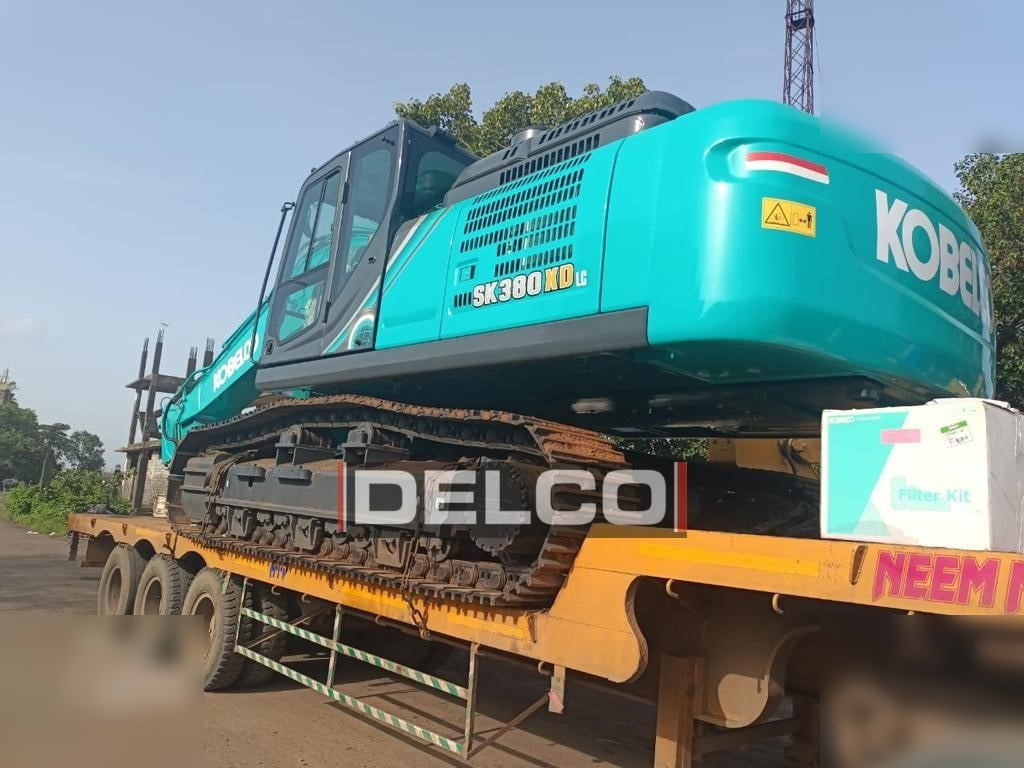 KOBELCO SK380XD LC-10 - Máy xúc bánh xích: hình 2 KOBELCO SK380XD LC-10 - Máy xúc bánh xích: hình 2