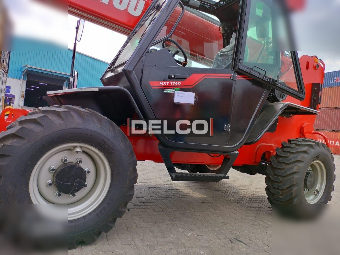 MANITOU MXT1740 - Xe nhấc hình viễn vọng kính: hình 4 MANITOU MXT1740 - Xe nhấc hình viễn vọng kính: hình 4