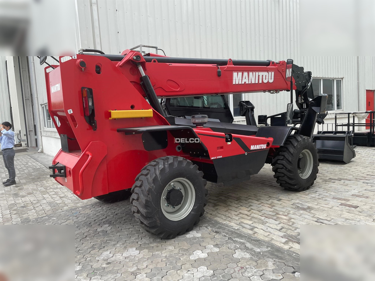 MANITOU MXT1740 - Xe nhấc hình viễn vọng kính: hình 1 MANITOU MXT1740 - Xe nhấc hình viễn vọng kính: hình 1