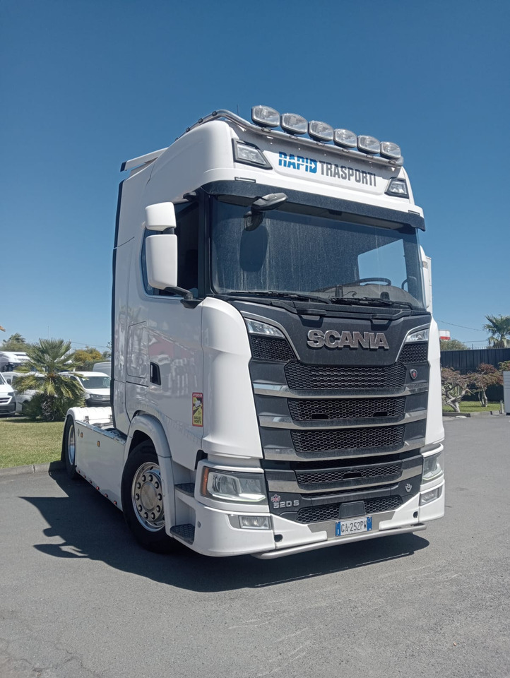 SCANIA S520 A4X2NB - Xe đầu kéo: hình 2 SCANIA S520 A4X2NB - Xe đầu kéo: hình 2