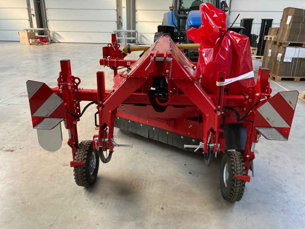 Grimme VT 170 - Máy thu hoạch nho: hình 4 Grimme VT 170 - Máy thu hoạch nho: hình 4